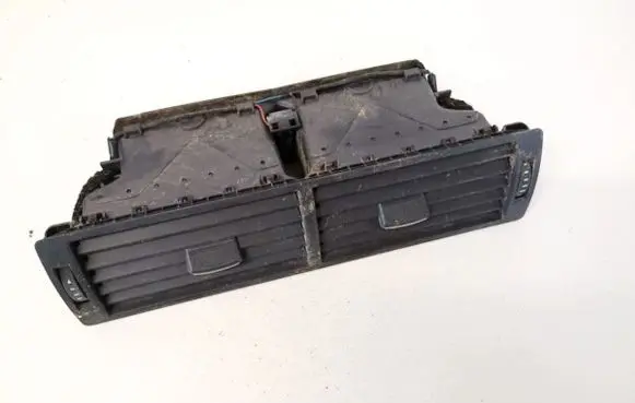 Audi A4 S4 B6 8E 8H Dash center air vent grill 4438201 44382-01
