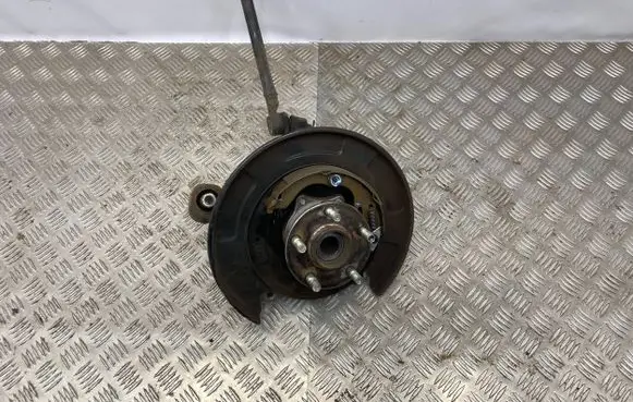 Subaru Outback Rear wheel hub 