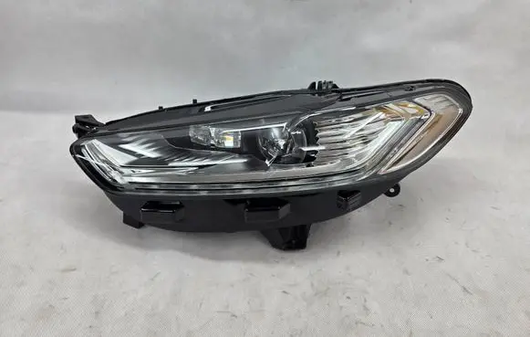 Ford Mondeo MK V Headlight/headlamp ES7313D155AH