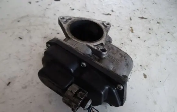 Skoda Octavia Mk2 (1Z) EGR valve 03G131501P