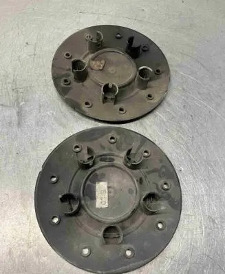 Volkswagen Caddy Original wheel cap 2k0601149c