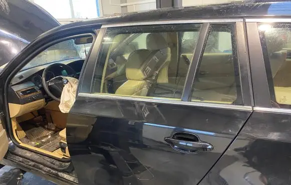 BMW 5 E60 E61 Door (2 Door Coupe) 