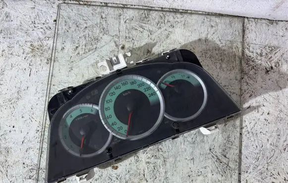 Speedometer (instrument cluster)