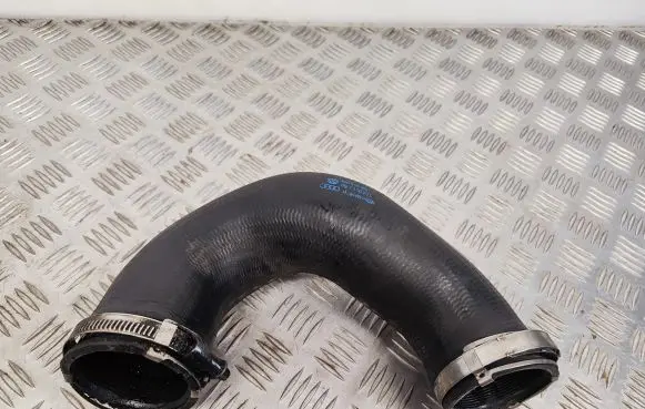 Intercooler hose/pipe