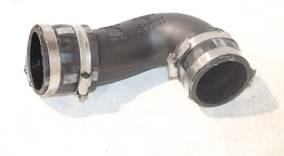 Volvo V70 Intercooler hose/pipe 30751920