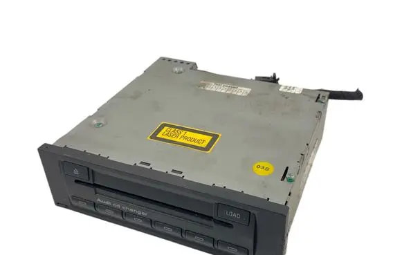 Audi A3 S3 8P CD/DVD changer 8E0035111D 757AF2115615 CXCA1492GC