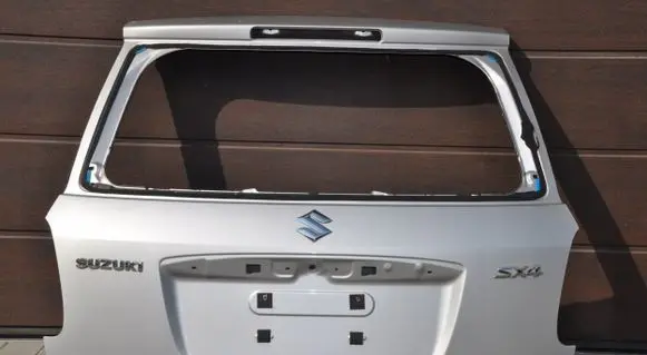 Suzuki SX4 Truck tailgate 