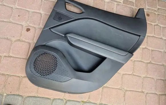 Renault Captur II Rear door card panel trim