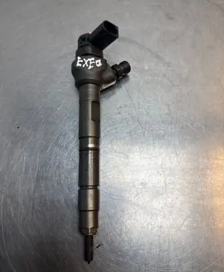 Seat Exeo (3R) Fuel injector 03L130277J