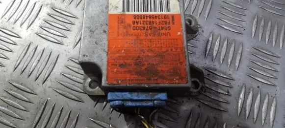 Mazda 626 Airbag control unit/module ge4t57k30d