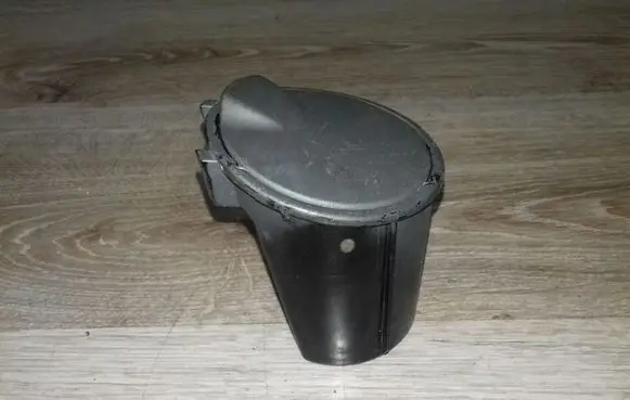 Ashtray (front)