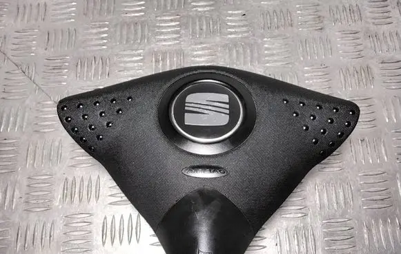 Seat Ibiza II (6k) Steering wheel airbag 8K0880201B 199924501874