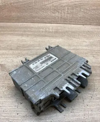 Volkswagen Golf III Engine control unit/module ECU 030906026AB 0261203650