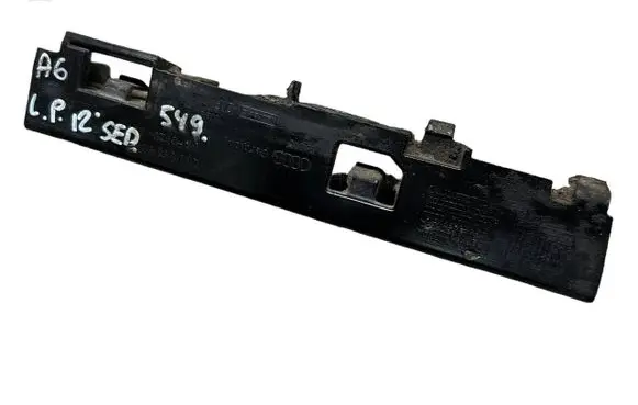 Audi A6 S6 C7 4G Front bumper mounting bracket 4G0853922B