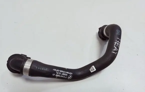 BMW i4 Engine coolant pipe/hose 8475696