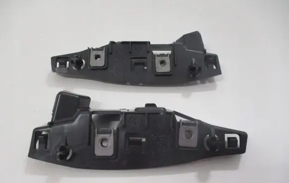 Citroen DS4 Fender mounting bracket 9688186280