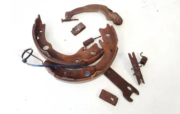 Toyota Corolla Verso E121 Handbrake/parking brake pads 