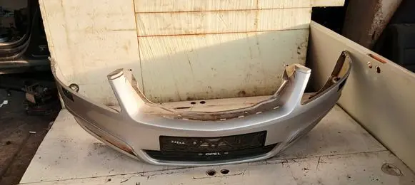 Opel Zafira B Front bumper 13124959 32576902