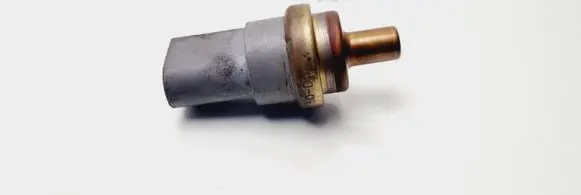 Audi A4 S4 B7 8E 8H Coolant temperature sensor 06A919501
