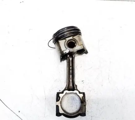 Piston with connecting rod