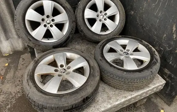 Skoda Fabia Mk3 (NJ) R15 alloy rim 6V0601025