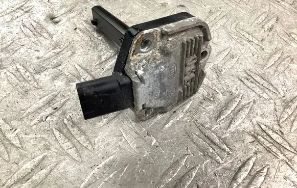 Audi A6 S6 C6 4F Oil level sensor 6PR00807905 06E907660
