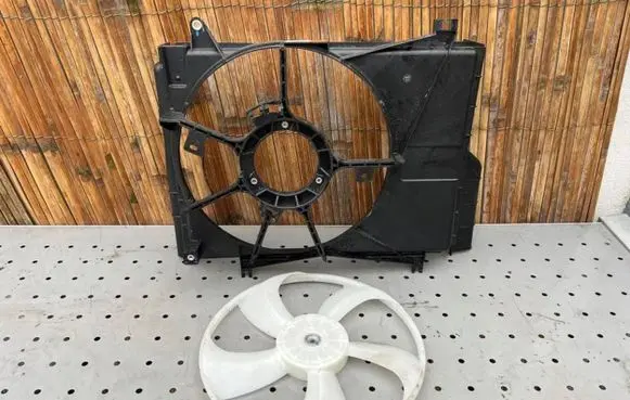 Mitsubishi Space Star Electric radiator cooling fan
