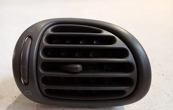 Peugeot 206 Dash center air vent grill 9632184877