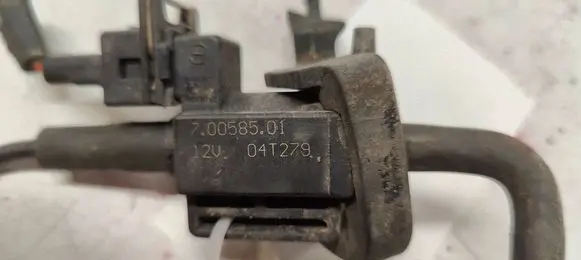 Peugeot 607 Turbo solenoid valve 70058501 04T278