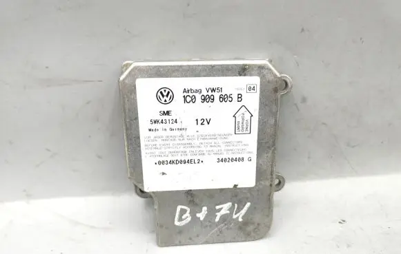 Volkswagen PASSAT B5 Airbag control unit/module 1C0909605B