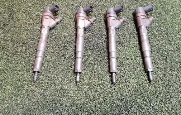 Fuel injectors set