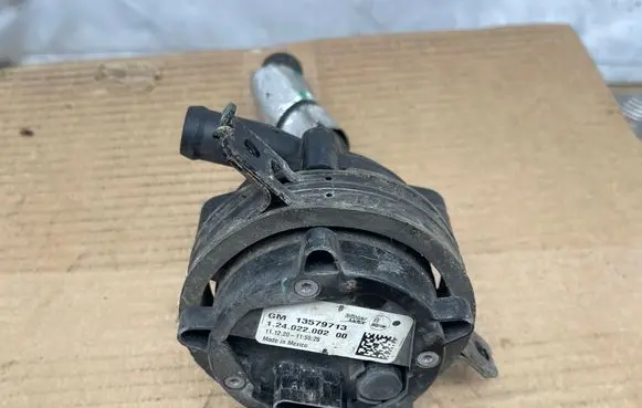 Opel Ampera Electric auxiliary coolant/water pump 13579713 124022002 GM13579713