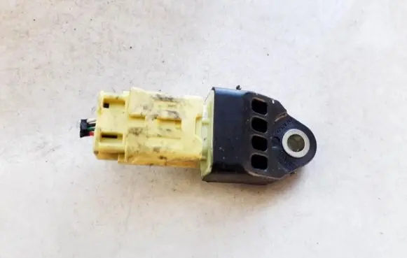 Toyota RAV 4 (XA30) Airbag deployment crash/impact sensor 8983142010 89831-42010