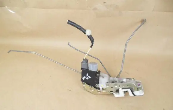 Honda HR-V Front door lock