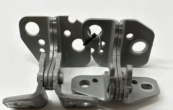Jeep Grand Cherokee WL Front door hinge set 