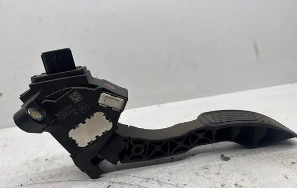 Toyota Auris 150 Accelerator throttle pedal 7811002020 07246A 57591493272