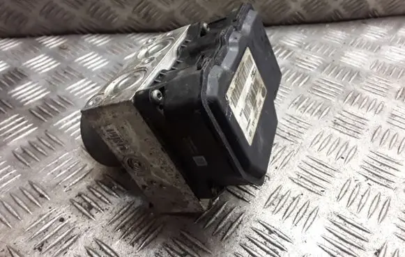Ford Mondeo MK IV ABS Pump 8G912C405AA 54084922C 16566003D