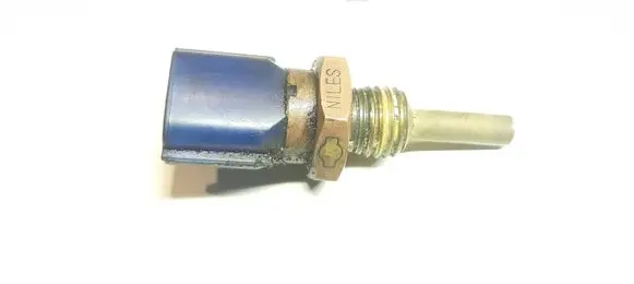Nissan X-Trail T30 Coolant temperature sensor A27621