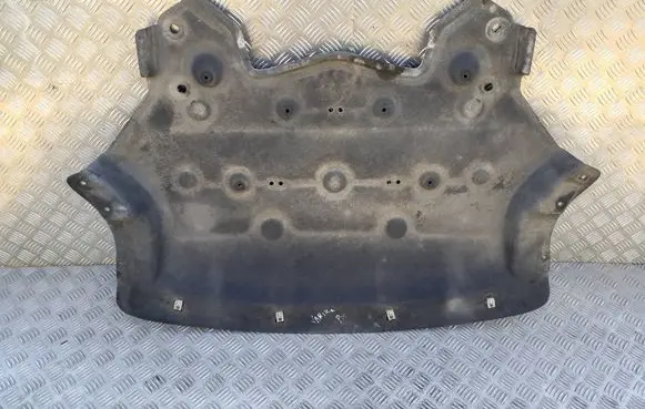 BMW X6 F16 Engine splash shield/under tray 7290659