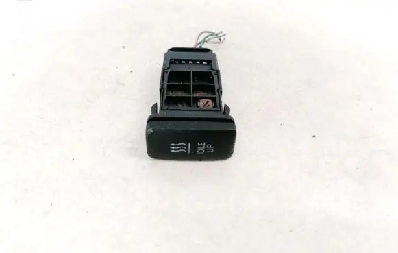 Toyota Avensis Verso Seat heating switch 156936