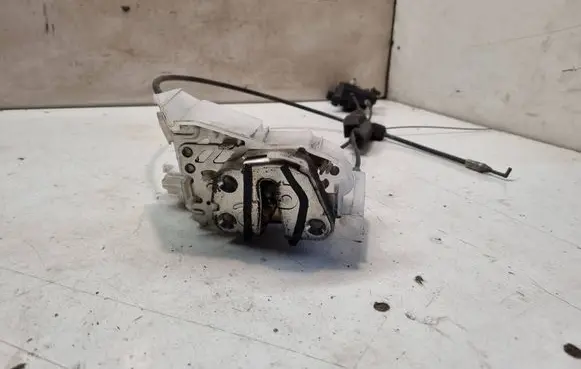 Subaru Outback Rear door lock 