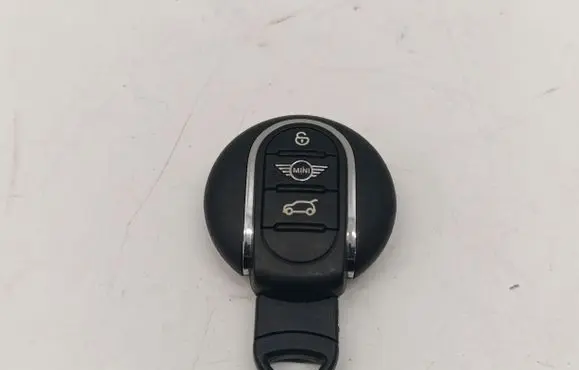 Mini Cooper Countryman F60 Ignition key/card 