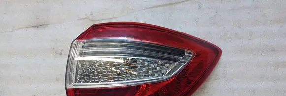 Ford Mondeo MK IV Rear/tail lights BS7113404B