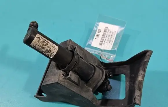 Volkswagen Tiguan Headlight washer spray nozzle 5N0955978 IMPRK1580605