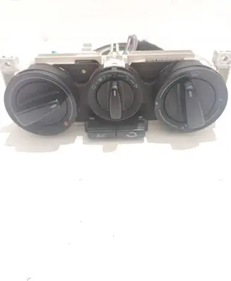 Skoda Octavia Mk1 (1U) Climate control unit 1J0820045E 901510940000 659498K050