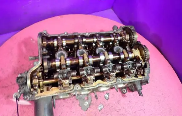 Peugeot 207 CC Engine head MCGU303008613