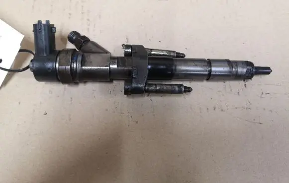 Renault Laguna II Fuel injector 0445110084