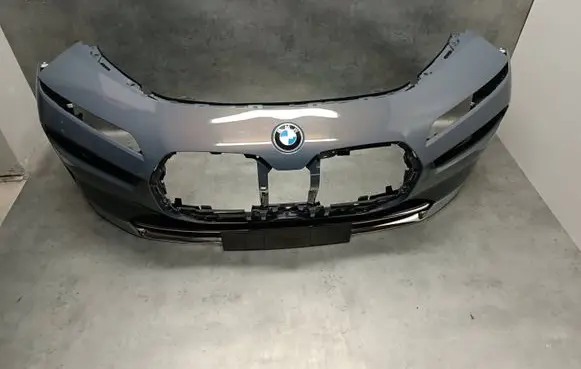 BMW 7 G70 Front bumper