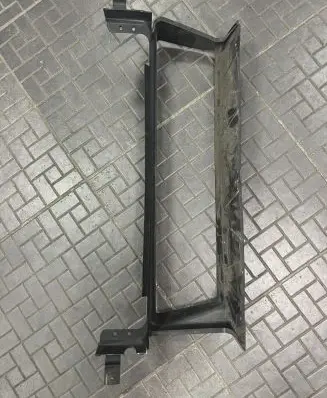 Volvo V50 Intercooler air channel guide 31283503