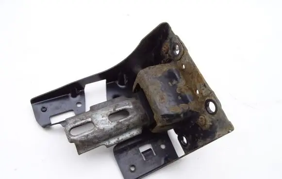 Peugeot 207 Gearbox mount 9680293280